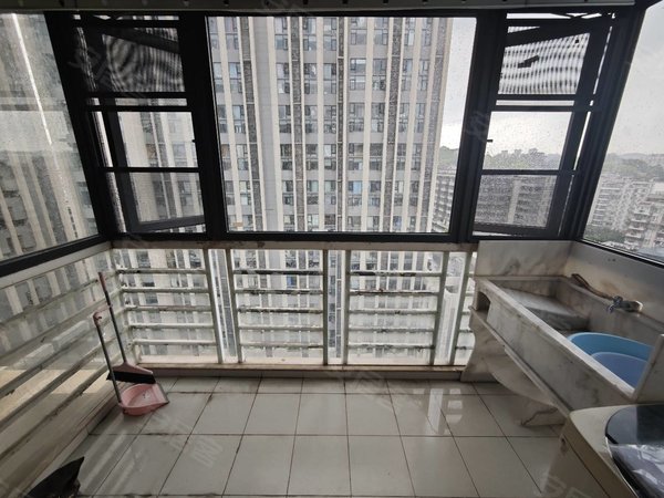 澳林大厦南门兜地铁口附一协和医院五一广场香格里拉酒店