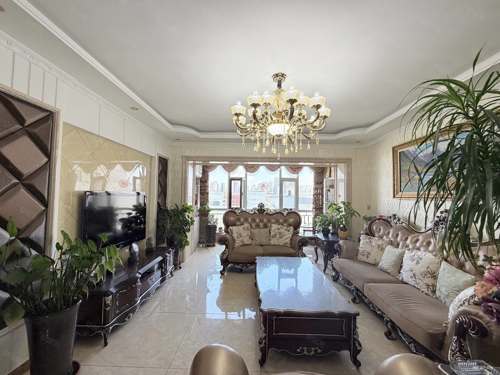 宁景苑3室2厅2卫146㎡东西249万