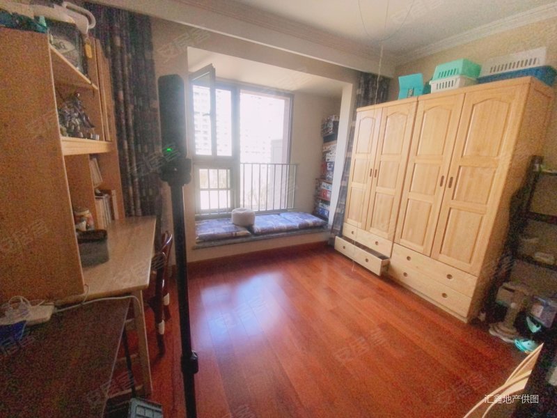 紫云家园6号院电梯房出行方便满五集中供暖