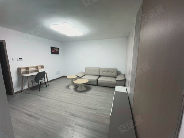 兰州城关五泉广场逸品华府铁路局环球中心五十四中五十六中逸品华府精装三室整租电梯高层出租房源真实图片