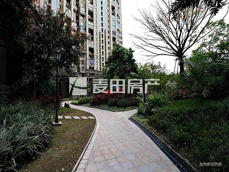 厦门房产网>厦门二手房>思明二手房>松柏二手房>半山御景(一期)>800