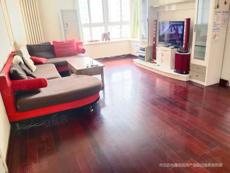 1号地铁  岭南风景套三双厅126平274万议有钥匙