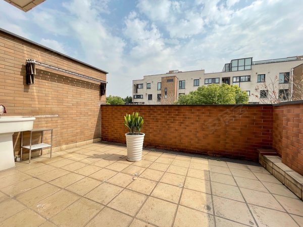 上海嘉定南翔白金院邸(公寓住宅)白金苑邸,花园洋房,地铁口三居室