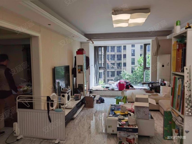 皇冠花园(一期) 满五   近地铁 带电梯 近医院 购物方便