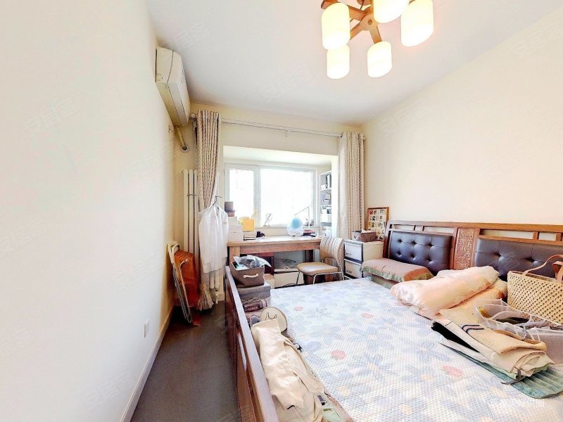 青塔鲁谷卢沟桥 楼龄新 南北通透 中间楼层采光好 精装,广安康馨家园