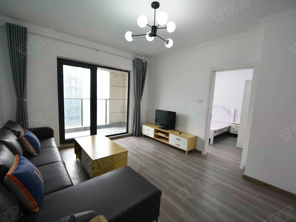 杭州临安临安城区花漫里(临安)花漫里3室2厅2卫精装修拎包入住出租