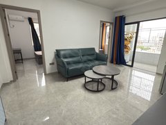 海丰附城附城城区电梯带阳台 天虹广场附近 两房一厅 拎包入住 租金1450元出租房源真实图片