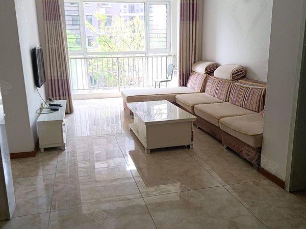 宋城美域套二精装,家具家电齐全,双气地暖,有钥匙随时看房,胶州租房