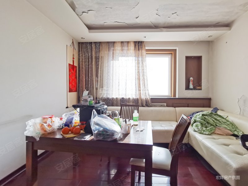 康瑞家园两室两厅电梯房