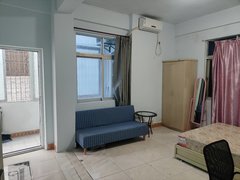 海口龙华大同近国贸 附属医院旁 大单间带阳台 家具家电齐全，拎包入住出租房源真实图片