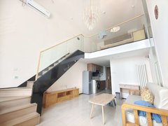 新上好房40平南向套一loft 采光好干净拎包入住恒大