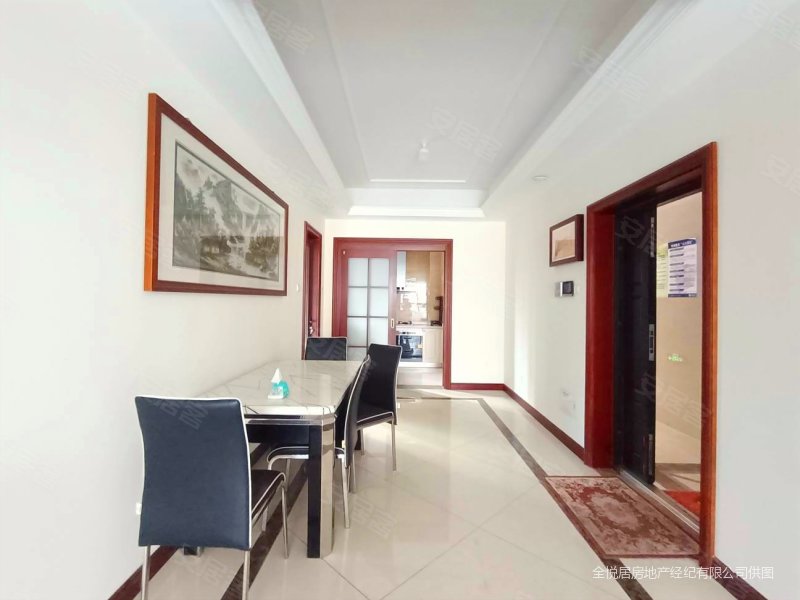 花园洋房带院子 有车位配 新房未住 南北通透大四室 证超急售,诺德