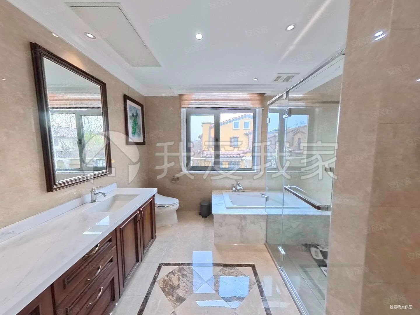 远洋傲北(别墅)8室3厅4卫456.63㎡南北1350万