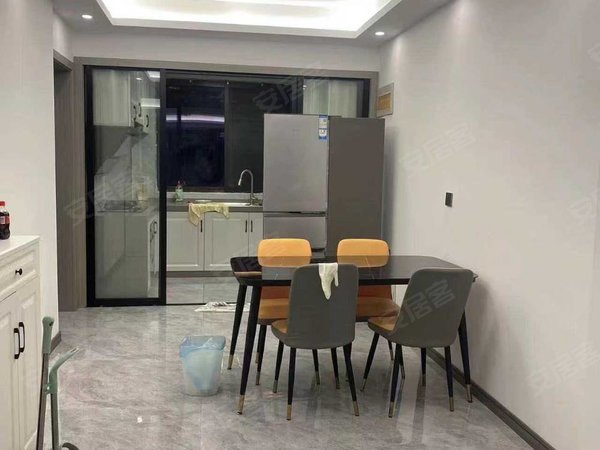 温州龙港市龙港华鸿中央公园(龙港)华鸿中央公园精装修家电家具齐全拎包入住出租房源真实图片