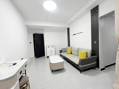 赣州开发区东江源大道华鑫小区拎包入住 近中央公园 万象城 足球公园 家具齐全。出租房源真实图片