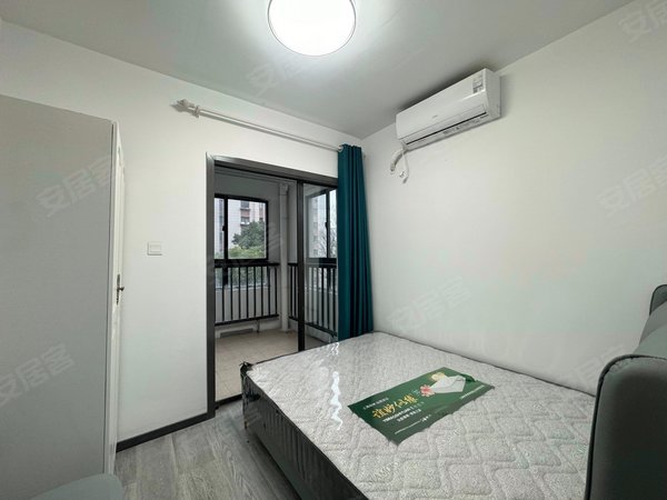 【多图】新凯城钟秀苑,泗泾租房,房东降价急租 佘山地铁站 精装两室一