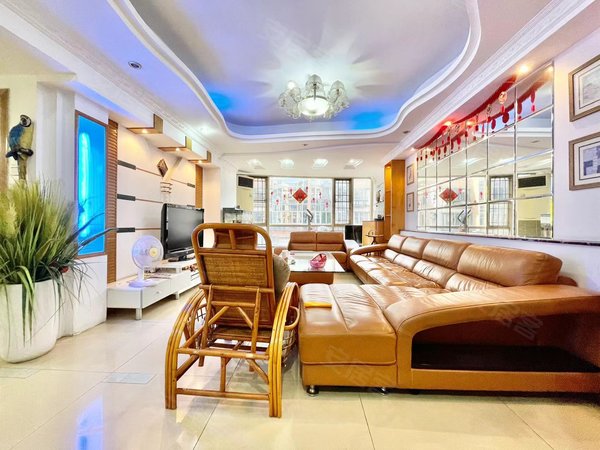 广州天河棠下骏景花园高层大复式  带露天花园 装修漂亮 随时可看出租