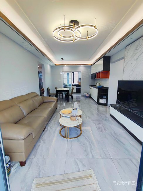 花曼丽舍精装大三房,南北通通透,装修豪华