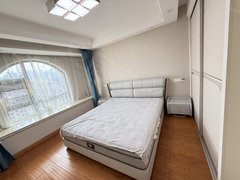 温岭城西温岭银泰恒隆附近上和家园2室2卫 阁楼有个卧室加储藏室 干事分离出租房源真实图片