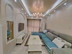 成都温江大学城万盛地铁口精装套二,三台空调拎包入住1700出租房源真实图片