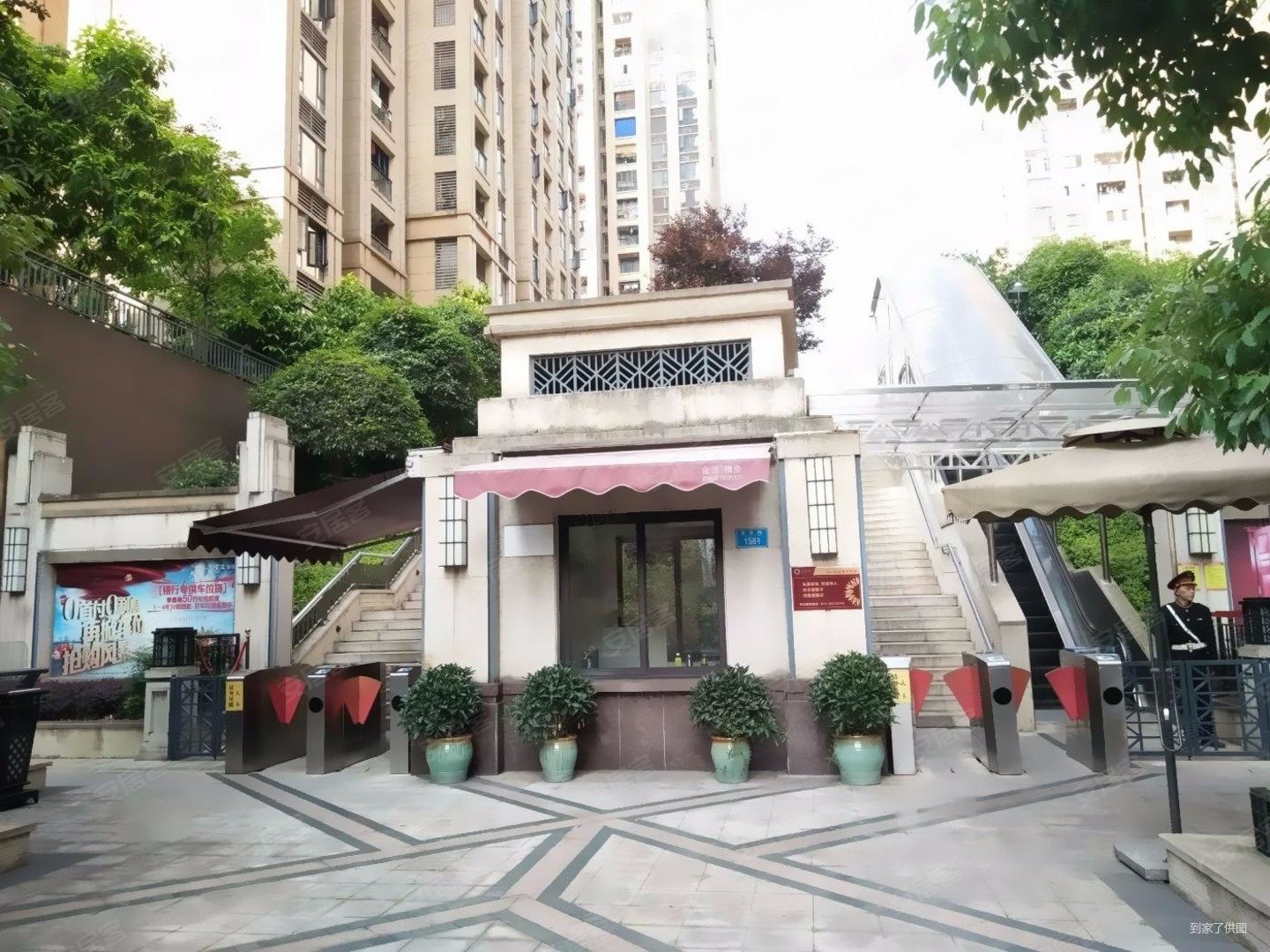 金茂珑悦南区万2室2厅满二82平采光好