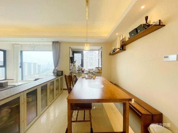 城投置地梧桐栖2期 装修好 环境好 满二 医疗配套成熟