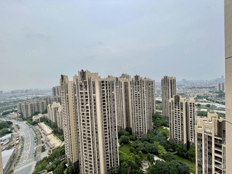 南北通透 小区新 医疗配套成熟 高楼层视野无遮挡 双卫,保利公园九里