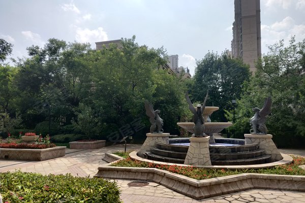 中海龙湾(二期)怎么样,中海龙湾(二期)周边房产中介经纪人评价-沈阳