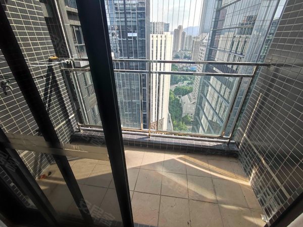 深圳罗湖蔡屋围京基100蔡屋围老围花园京基一百精装两房业主诚心出租