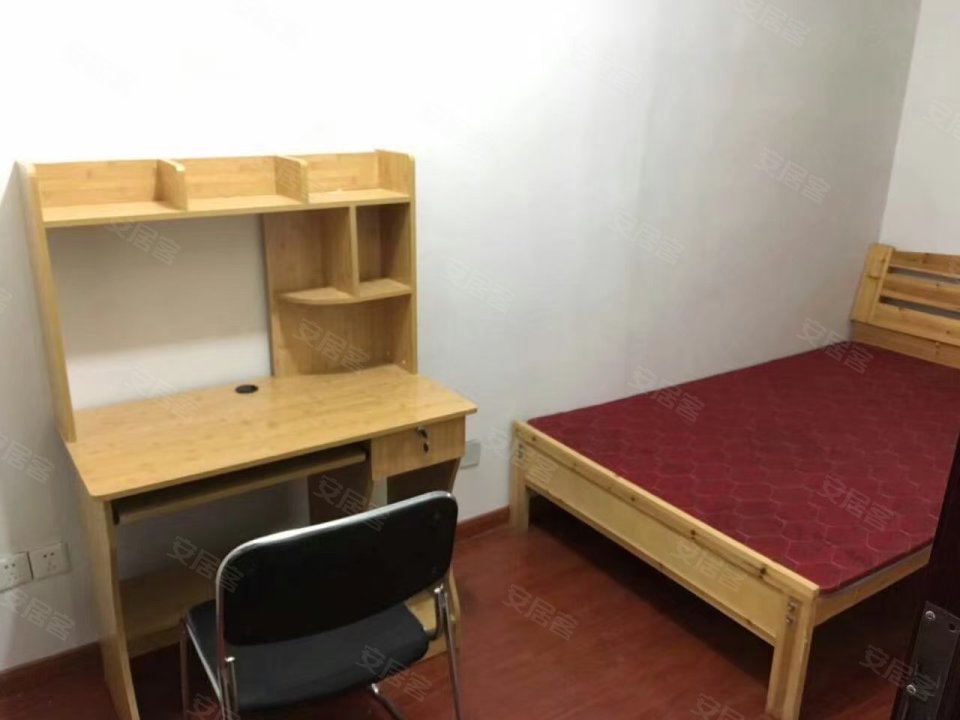 万达文旅新城(临湖苑A区) 3室2厅1卫