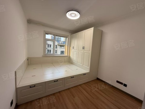 长春长春新区光机路澳海澜郡(B区)整租 澳海澜郡B 拎包入住 管委会 随时看房 欧亚商超出租房源真实图片