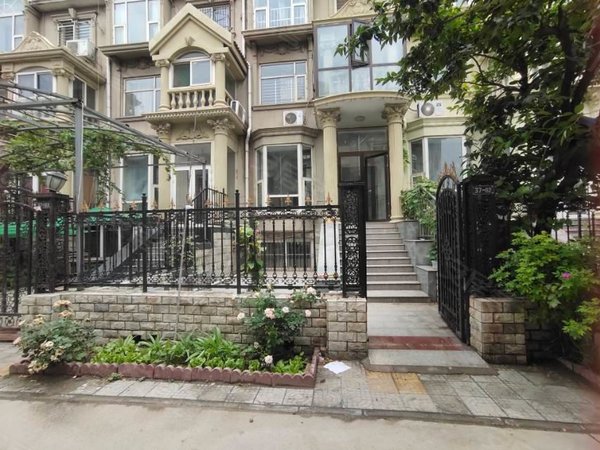 保定莲池南大园地中海(别墅)地中海 联排别墅 带大院子 客运中心 东