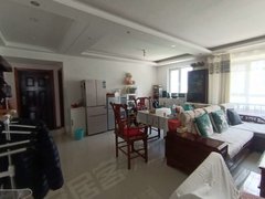 聊城东昌府闸口新东方龙湾 ，精装修三室，家具家电齐全，拎包入住出租房源真实图片