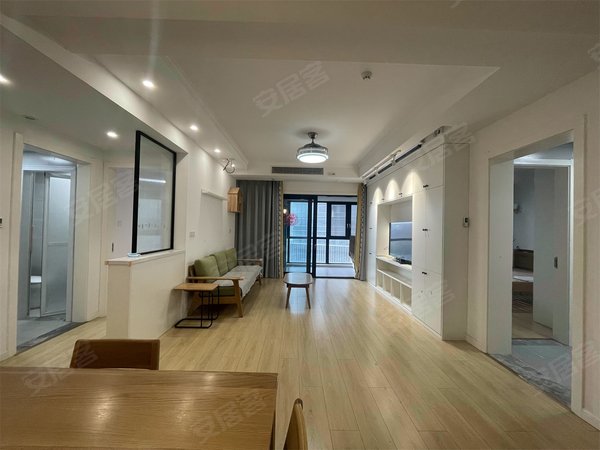 南京鼓楼热河南路深业揽江府深业揽江府 3室 临近商场 交通方便 电梯