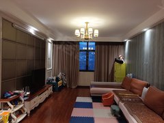 吉首吉首吉首城区湘西州路桥公司 4室2厅2卫出租房源真实图片