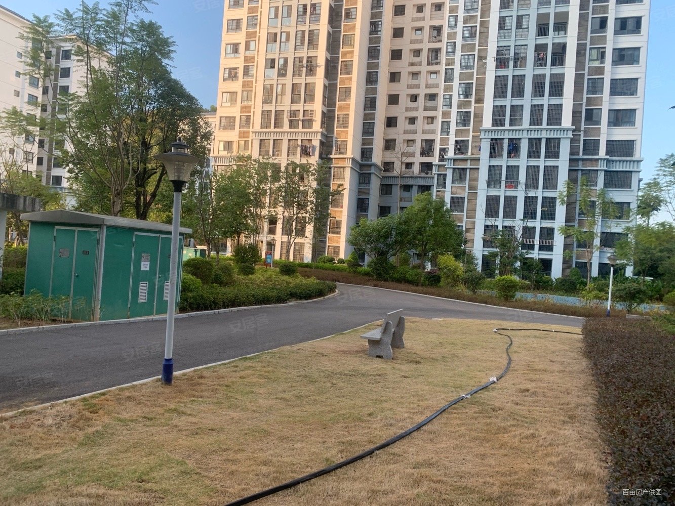 阳和古亭山古亭春晓电梯中层未住过随时可以看房101平三房