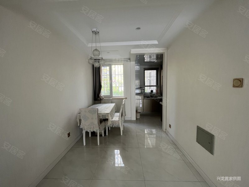 北城壹号 电梯洋房 1楼带花园 2车位1下房