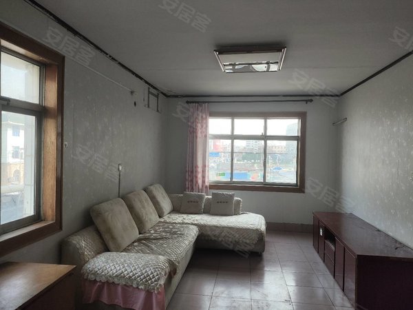 青岛平度李园北关小区(平度)人民医院西,北关小区,3楼78平,精装,拎包