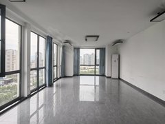 安康汉滨万达广场万达公寓复式楼双层。73平米两层可办公。出租房源真实图片