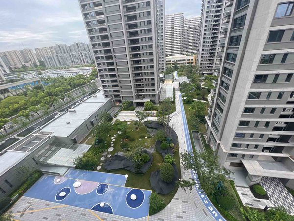 杭州萧山开发区潮起云上府建设一路地铁附近,小区绿化高,近人民广场