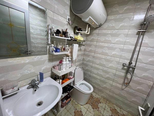 天津宝坻海滨街天悦园天悦园 精装一室 包物业取暖1000 房子干净温馨