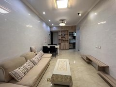 阳江阳春春城镇城北精装两房 家具齐全 电梯中层 押二付一出租房源真实图片