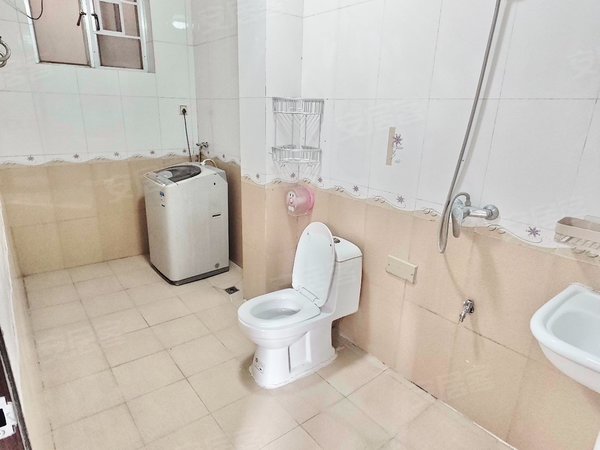 南宁青秀南湖广场广西卫生厅职工住宅区金花路青秀万达附近广西卫生厅职工住宅区大主卧女实习生送免租出租房源真实图片