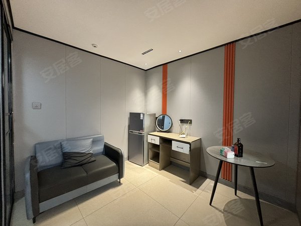 金华东阳东阳市中心后上田小区后上田 轻轨站 木雕城 麻车 世贸君澜 地铁站附近两室一厅出租房源真实图片