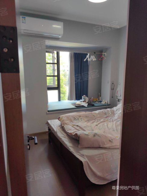 低密度纯洋房小区 中间楼层 精装修 临地铁 大超市,卓越樾山府二手房