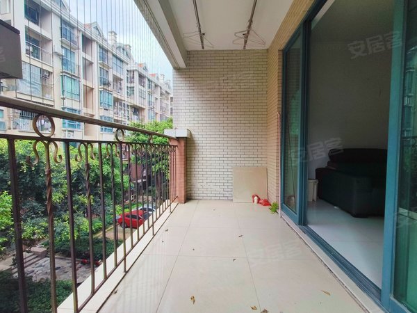 【多图】水晶之城,横岗租房,水晶之城 3室2厅1卫 3800.0元 精装修89.