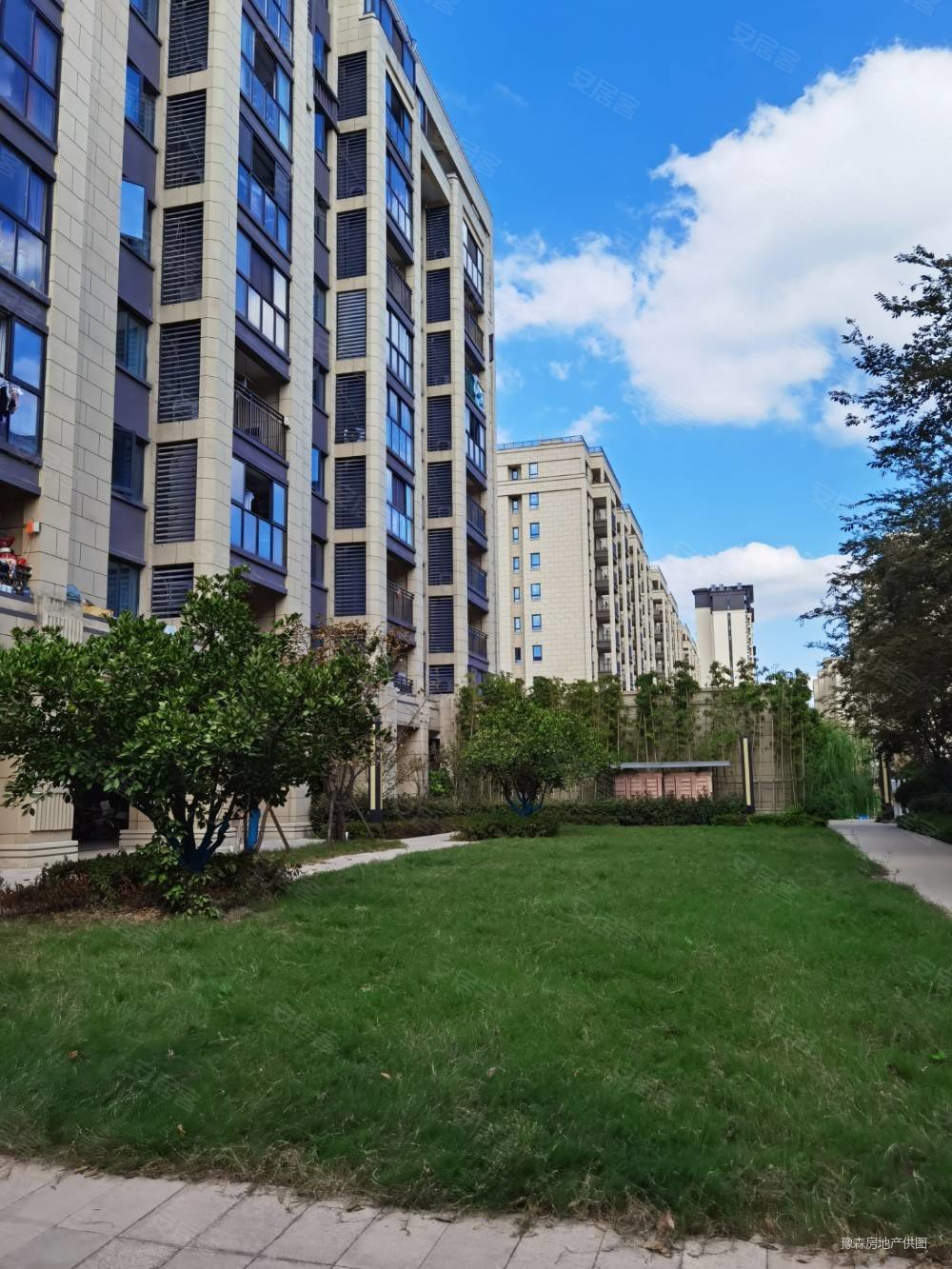 泗门星澜府129平毛胚房车位方便看房