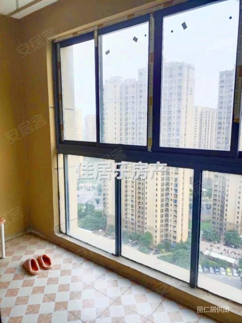 滨江馨园2室105.00万元超值极好业主抛售超值极好