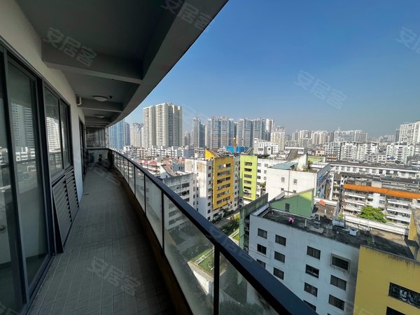 南宁青秀民族广场阳光100城市广场民族大道旁,可做办公室喝茶会议出行