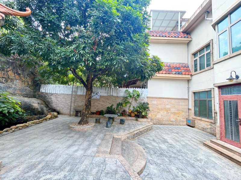 亨泰山庄闹中取静独栋别墅前后花园带院子看房有钥匙